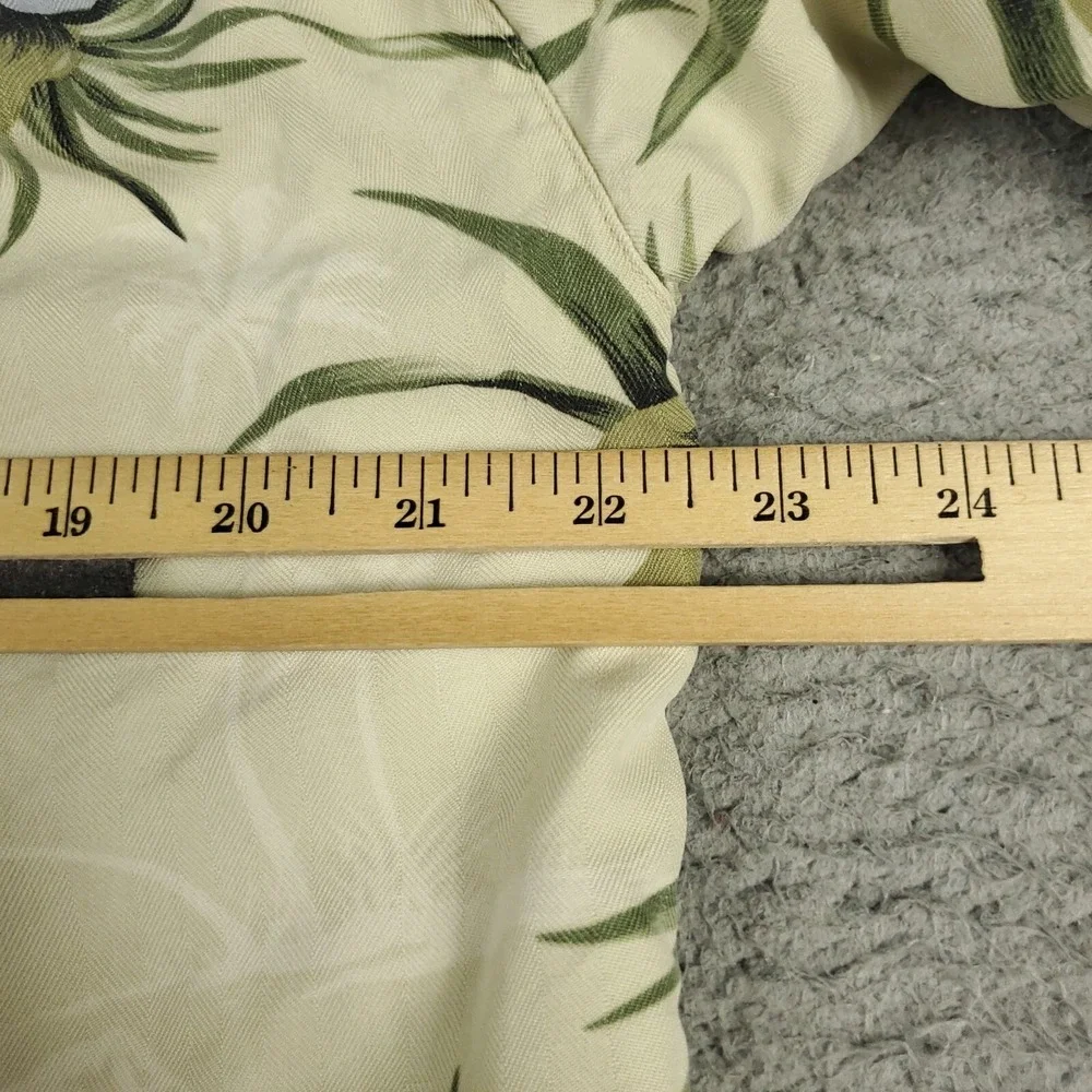 Tommy Bahama used has